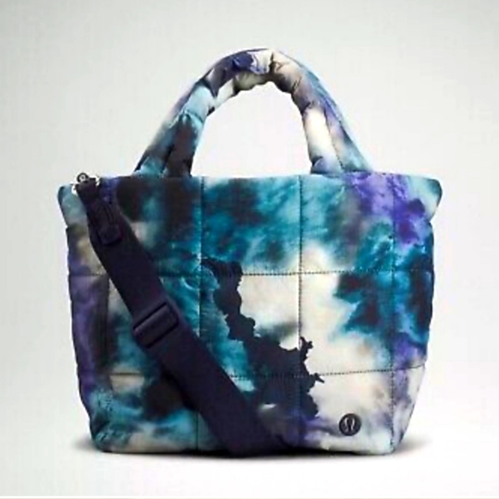 Lululemon quilted purse